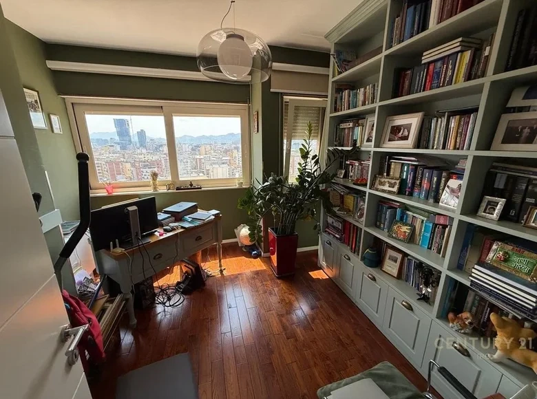 Spacious penthouse 229 m2 in Tirana, Albania