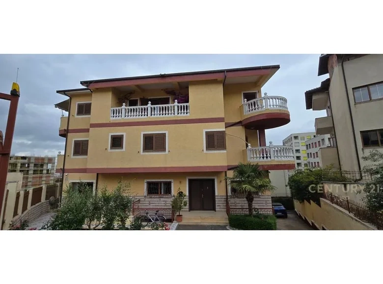 Spacious villa 800 m2 in Tirana, Albania