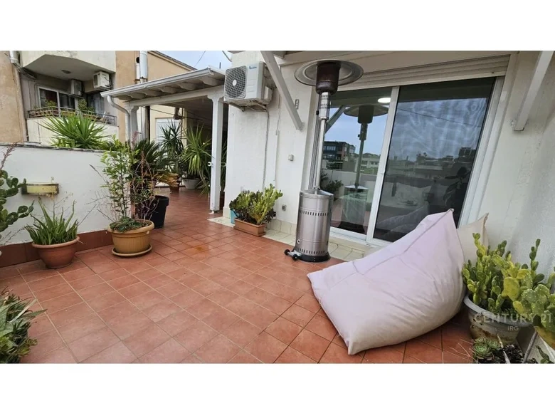 Spacious apartment 197 m2 in Elbasan, Albania