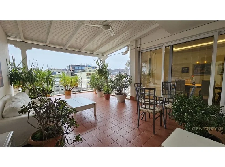 Spacious apartment 197 m2 in Elbasan, Albania