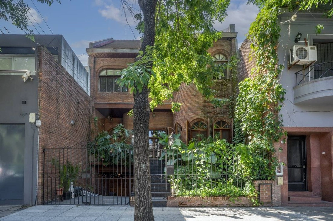 House 421 m2 with sauna in Buenos Aires, Argentina