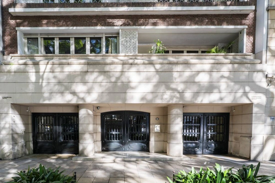 ब्यूनस आयर्स, अर्जेंटीना में शहर का नज़ारा वाला 4+1 अपार्टमेंट