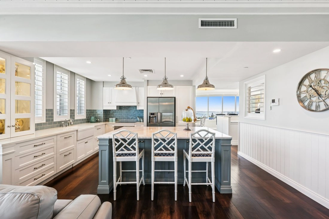 Apartment 324 m2 in Gold Coast, Australia