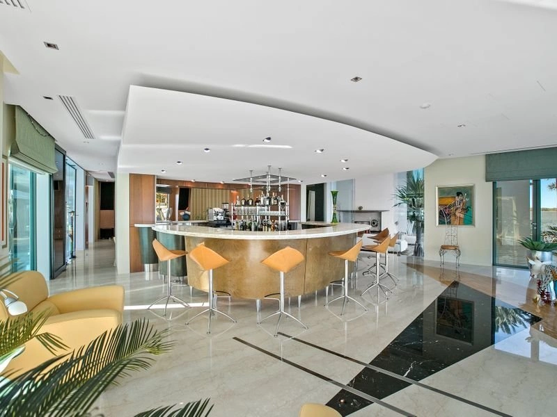 House 2901 m2 in Gold Coast, Australia