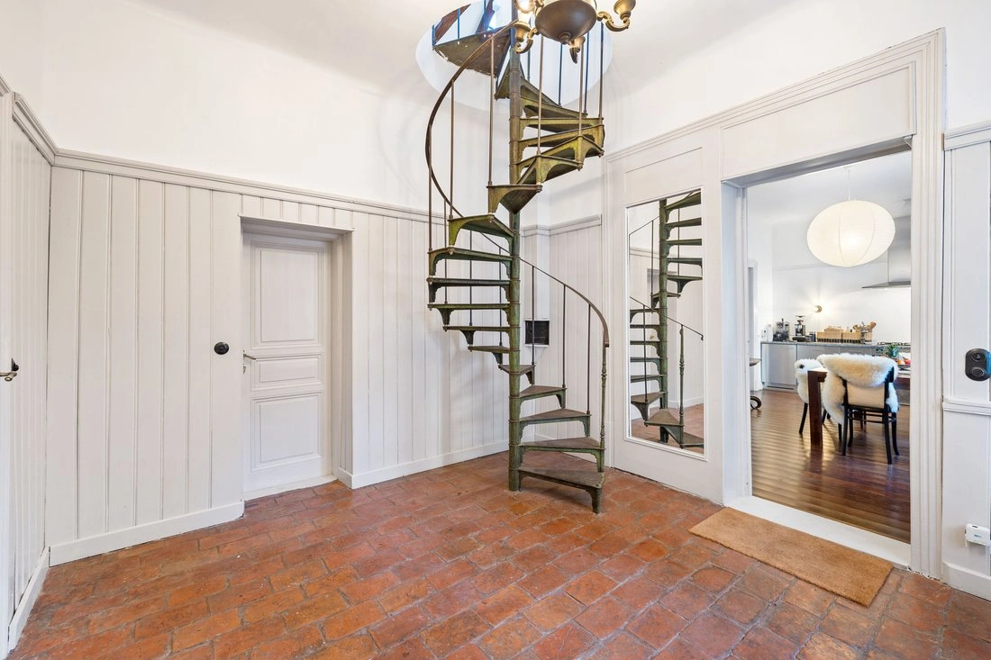 House 580 m2 in Vienna, Austria