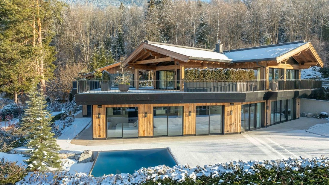 House 897 m2 in Tyrol, Austria