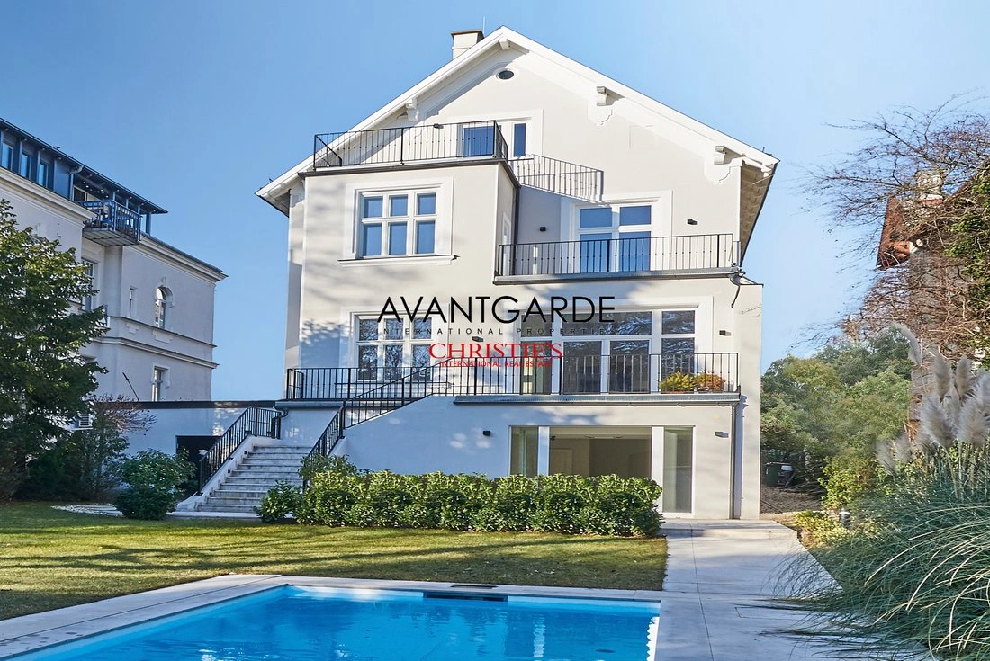 Villa 400 m2 in Vienna, Austria