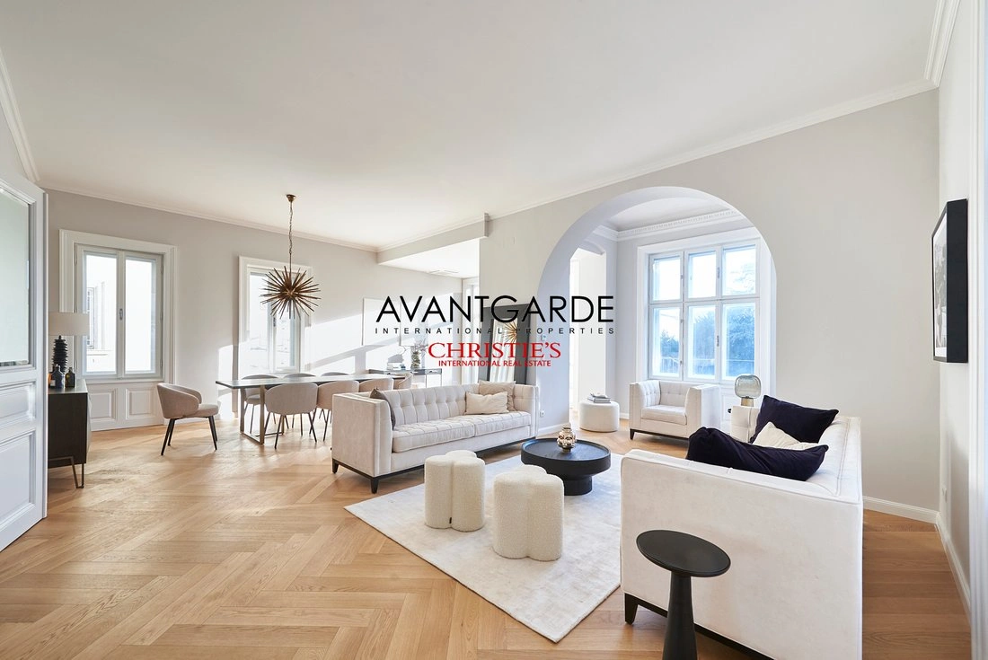 Villa 400 m2 in Vienna, Austria