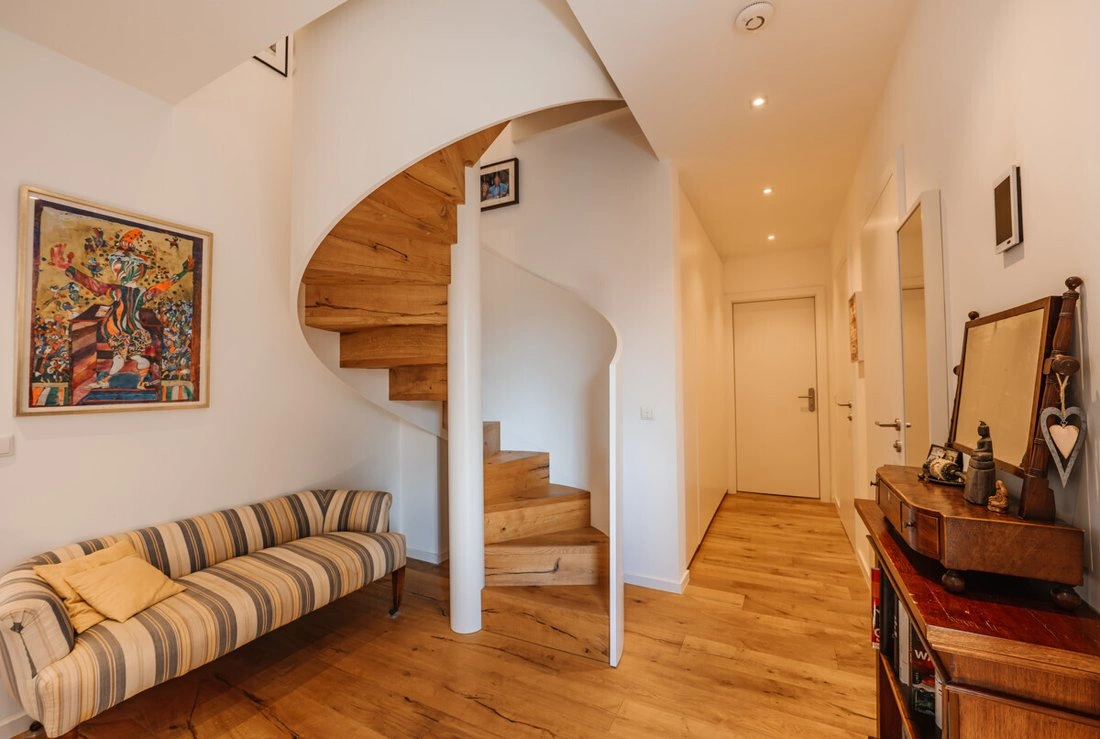 奥地利萨尔费尔登 两居顶层公寓