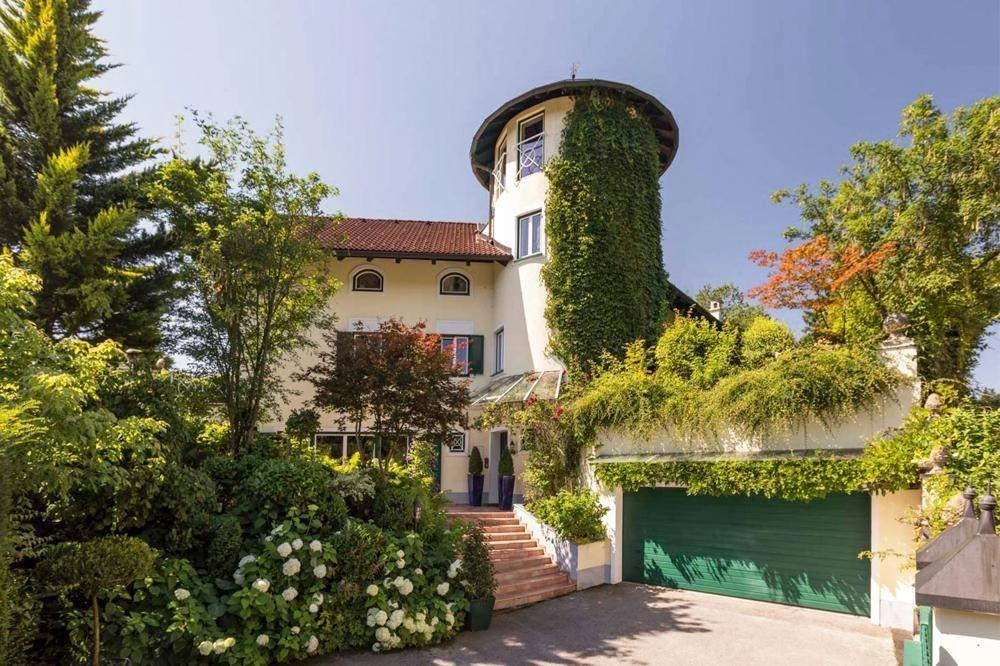 Villa 363 m2 in Salzburg, Austria