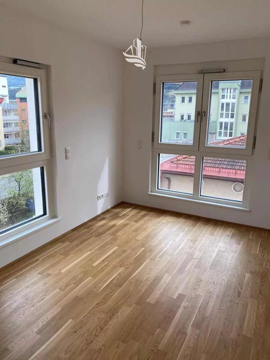House 1000 m2 in Innsbruck, Austria