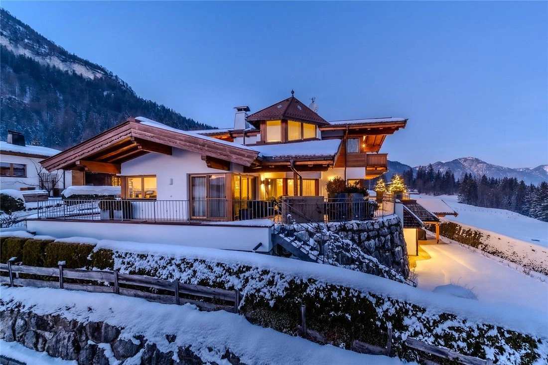 House 607 m2 in Upper Austria, Austria