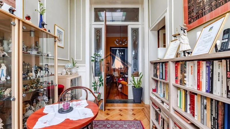 Casa encantadora 5+1 en Bruselas, Bélgica