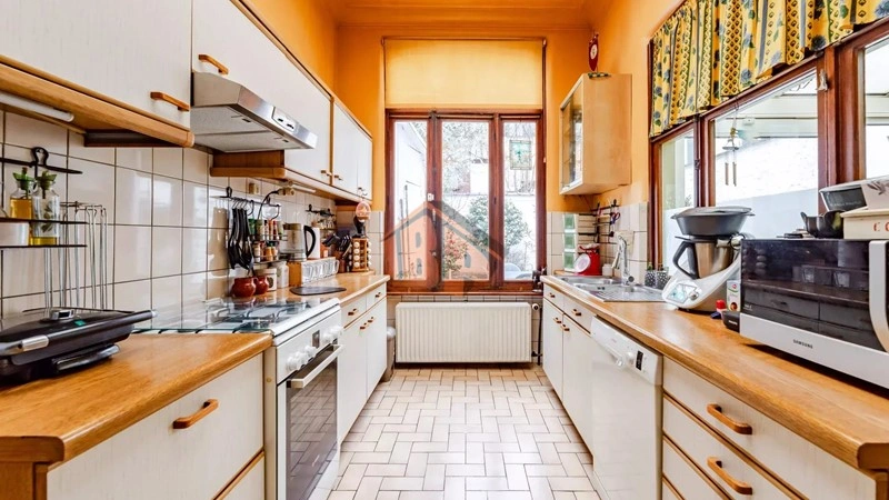 Casa encantadora 5+1 en Bruselas, Bélgica