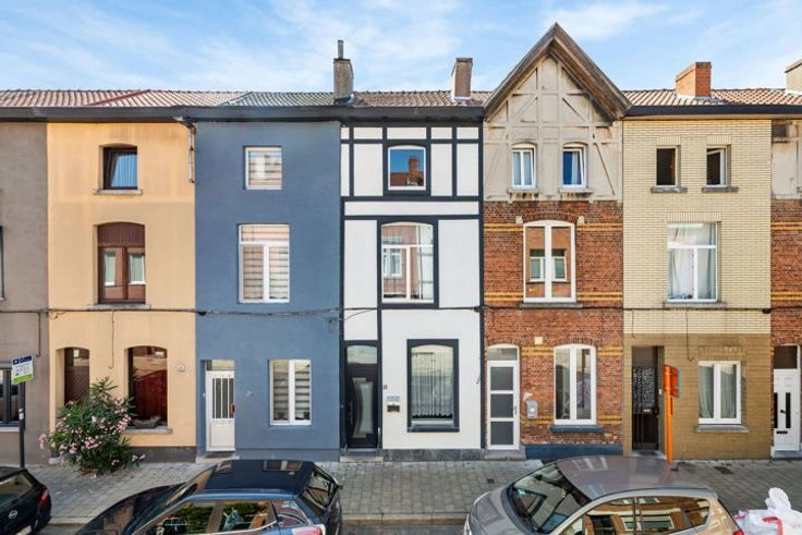 जेंट, बेल्जियम में आरामदायक 4+1 घर