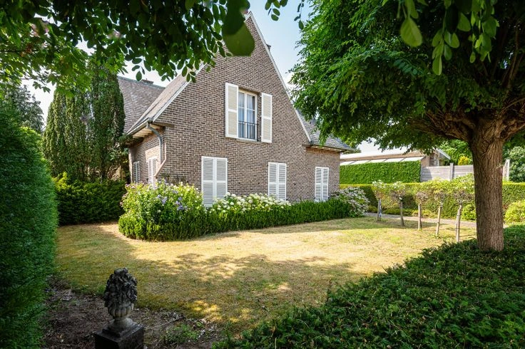 Beautiful villa 247 m2 in Ghent, Belgium