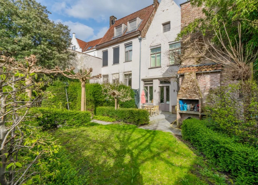 Charming townhouse 266 m2 in Bruges, Belgium