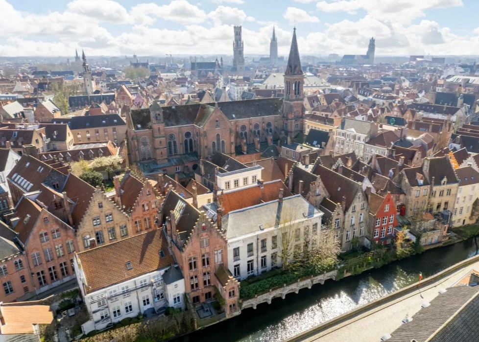 Excellent house 840 m2 in Bruges, Belgium