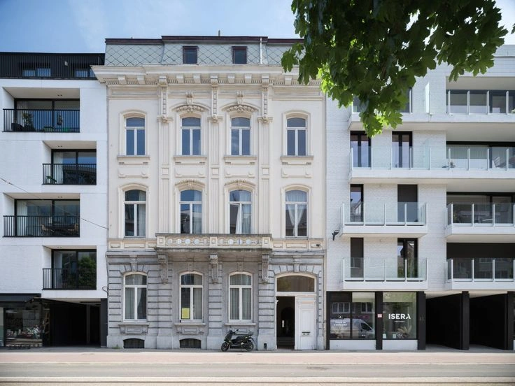 Stunning house 613 m2 in Bruges, Belgium