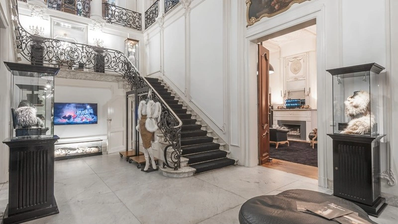 Stunning house 1890 m2 in Bruges, Belgium