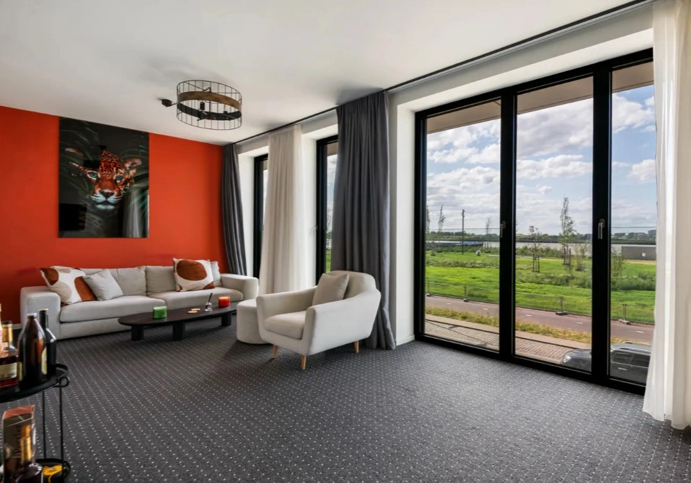 آپارتمان 1+1 روشن و دلباز در آنتورپ، بلژیک