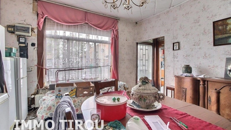 Солнечный дом 3+1 в Шарлеруа, Бельгия