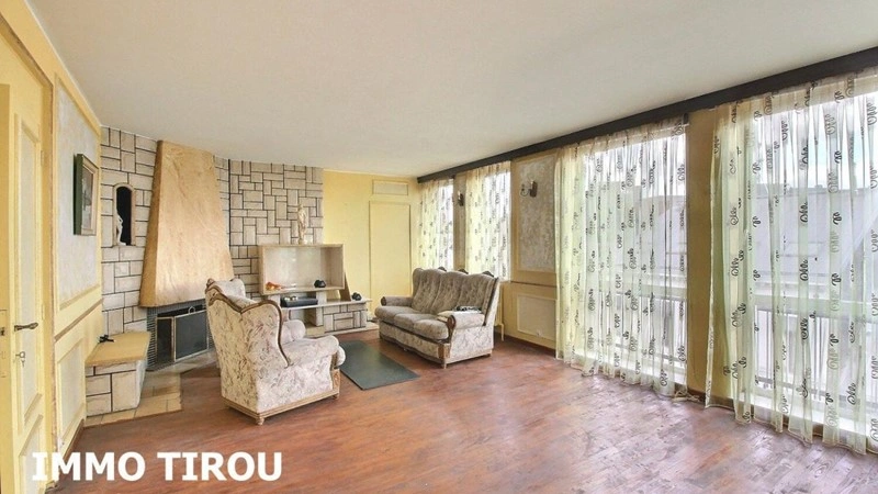 벨기에 샤를루아(Charleroi) 91 m² 쾌적 아파트