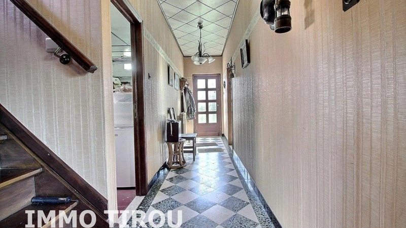 Cozy villa 139 m2 in Charleroi, Belgium