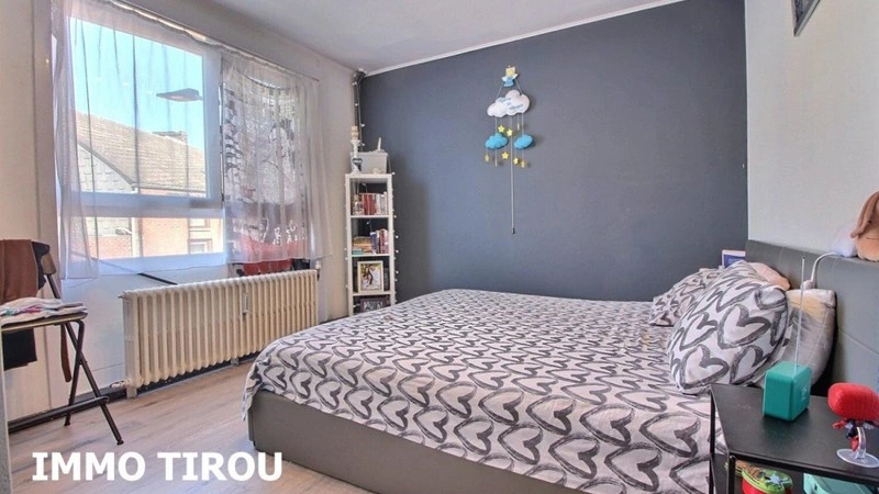 चार्लरॉय, बेल्जियम में 119 m² विशाल अपार्टमेंट