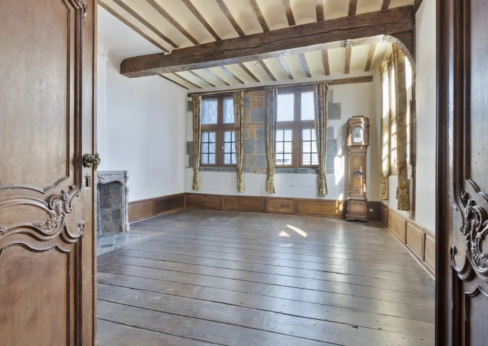 Modernisiertes Haus 4+1 in Lüttich, Belgien