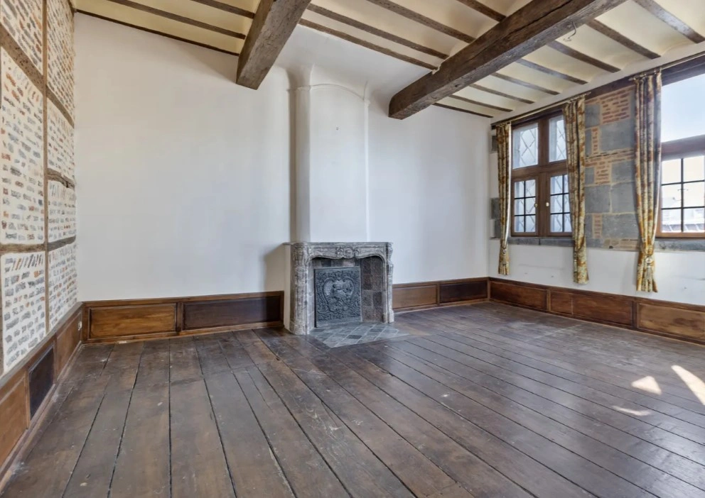 Modernisiertes Haus 4+1 in Lüttich, Belgien