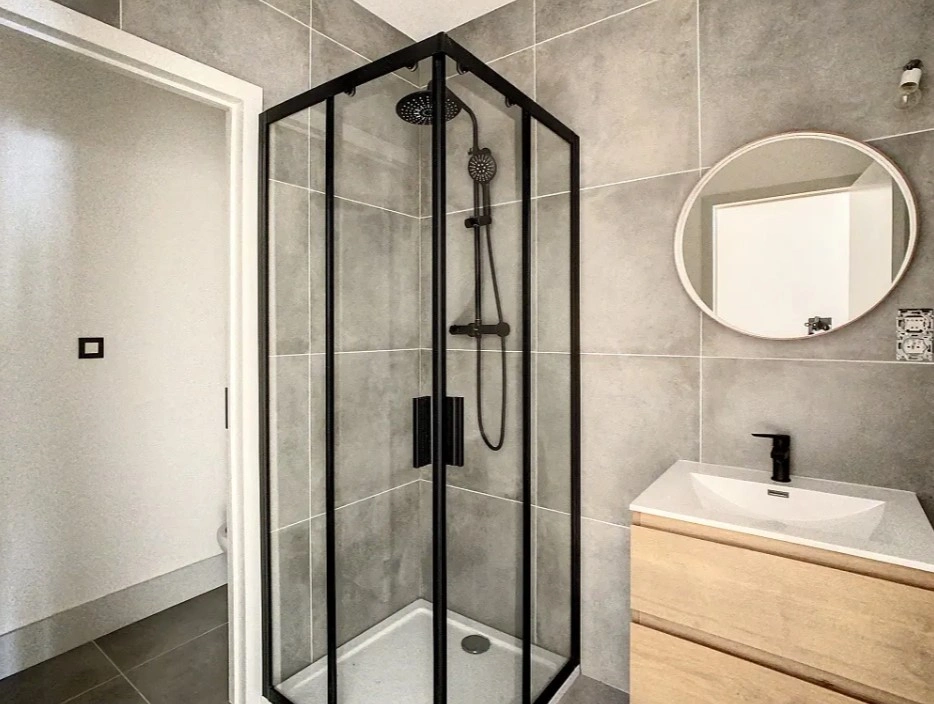 Modern apartment 51 m2 in Liège, Belgium