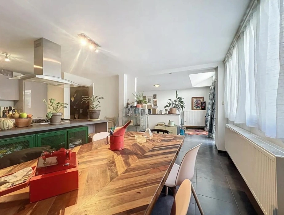 Charmante 2+1-Zimmer-Wohnung in Lüttich, Belgien