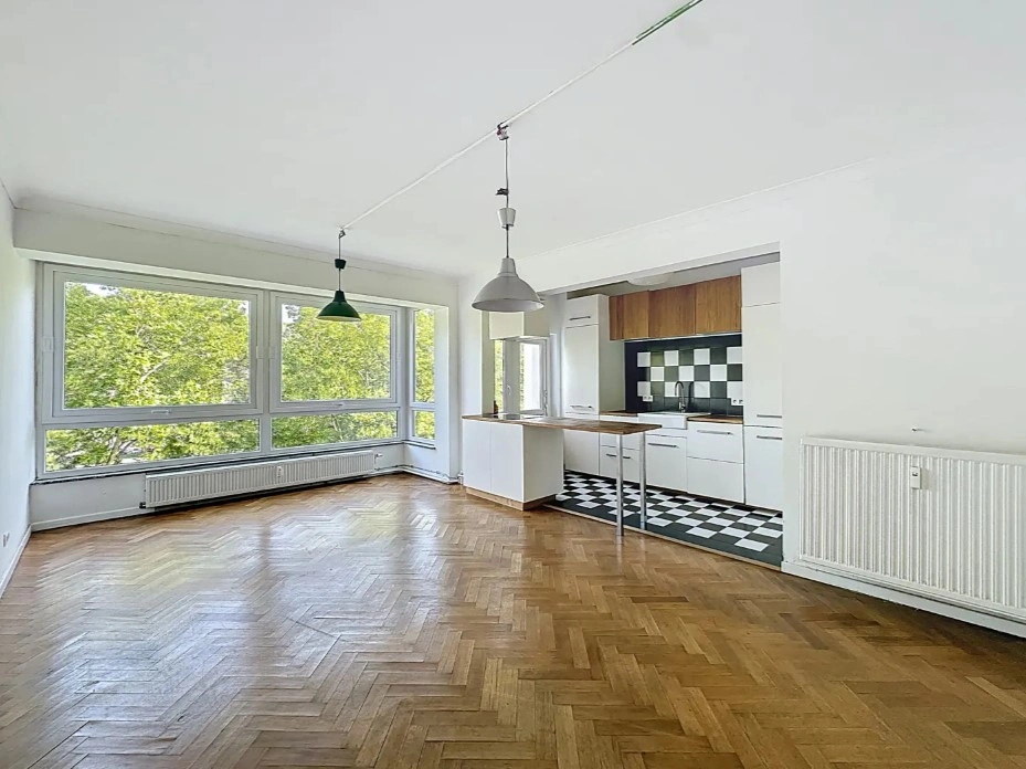 Beautiful apartment 85 m2 with 1 bathroom in Liège, Belgium