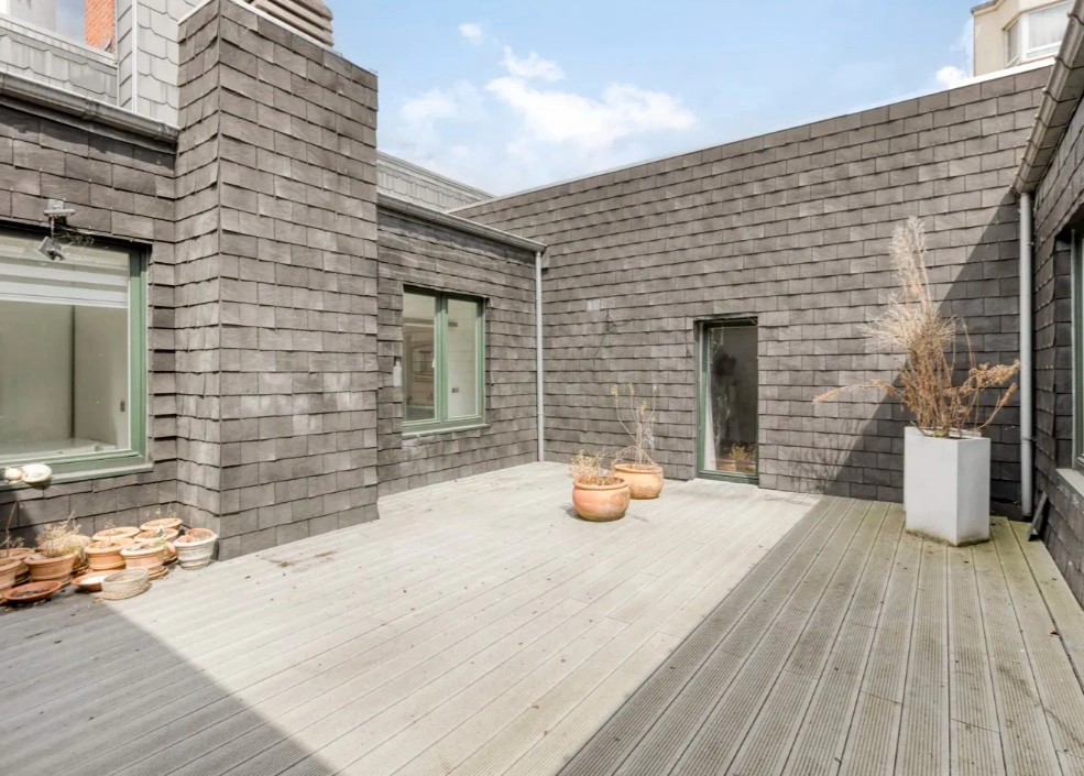 ベルギー・リエージュの居心地の良い3+1ペントハウス