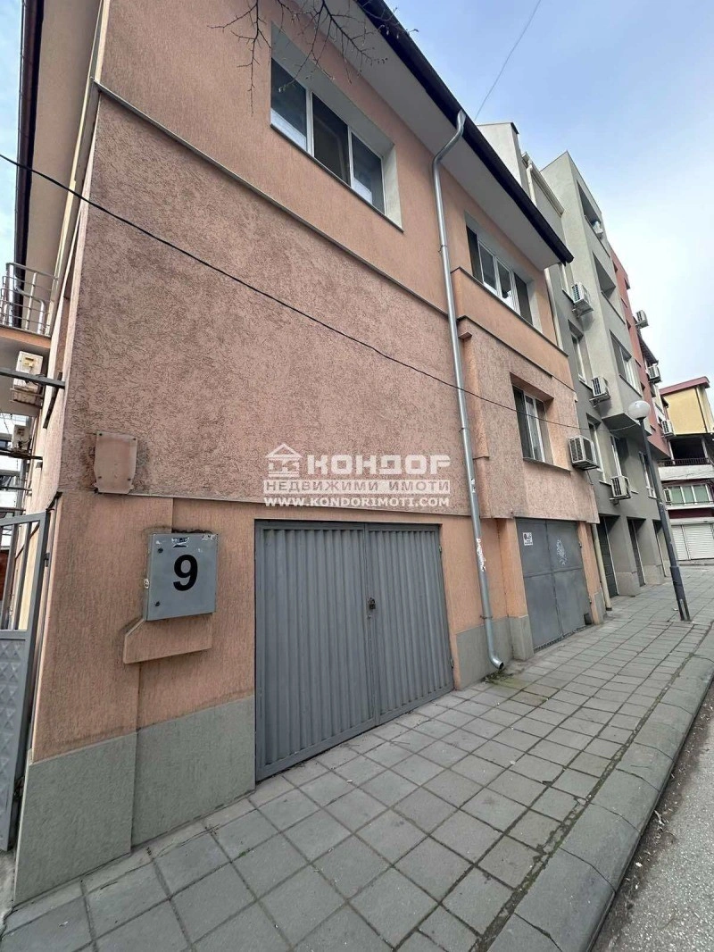 Spacious apartment 460 m2 in Plovdiv, Bulgaria