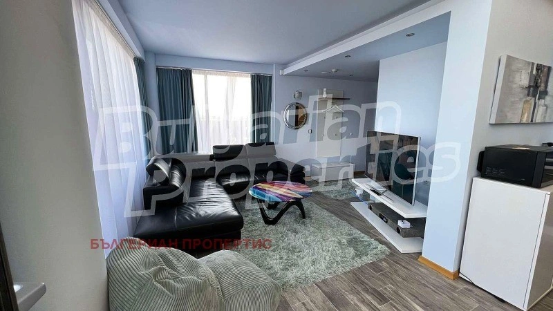 Spacious apartment 185 m2 in Burgas, Bulgaria