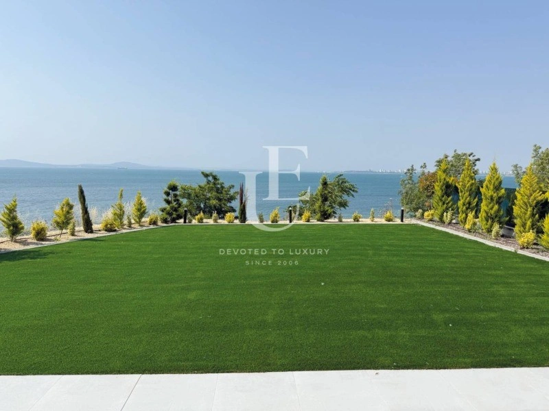 Luxury house 353 m2 in Burgas, Bulgaria