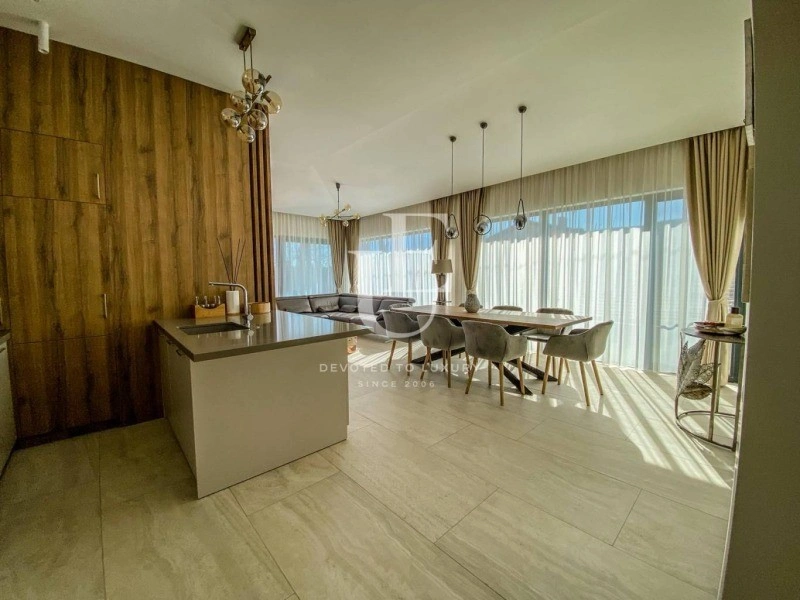 Comfortable house 303 m2 in Burgas, Bulgaria