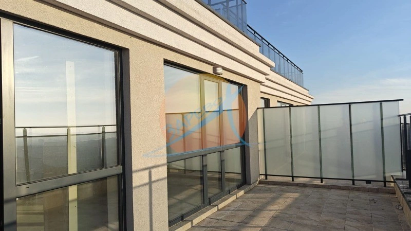 Spacious apartment 210 m2 in Burgas, Bulgaria