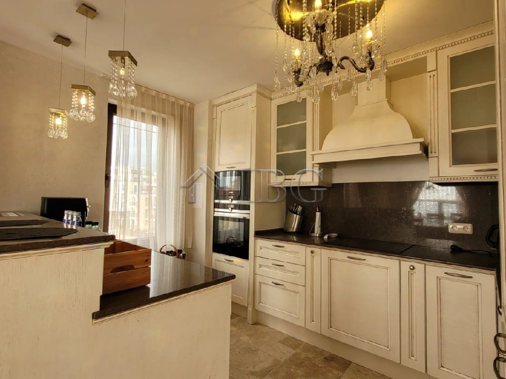 Geräumige Wohnung (315 m²) in Sveti Vlas, Bulgarien