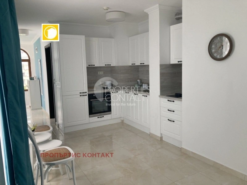 Bright penthouse 380 m2 in Sveti Vlas, Bulgaria