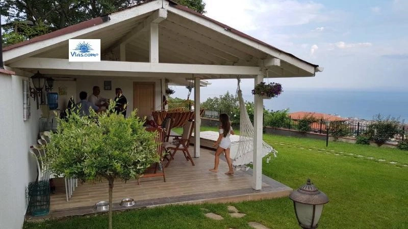 خانهای جادار به مساحت 260 مترمربع در سوتی ولاس، بلغارستان