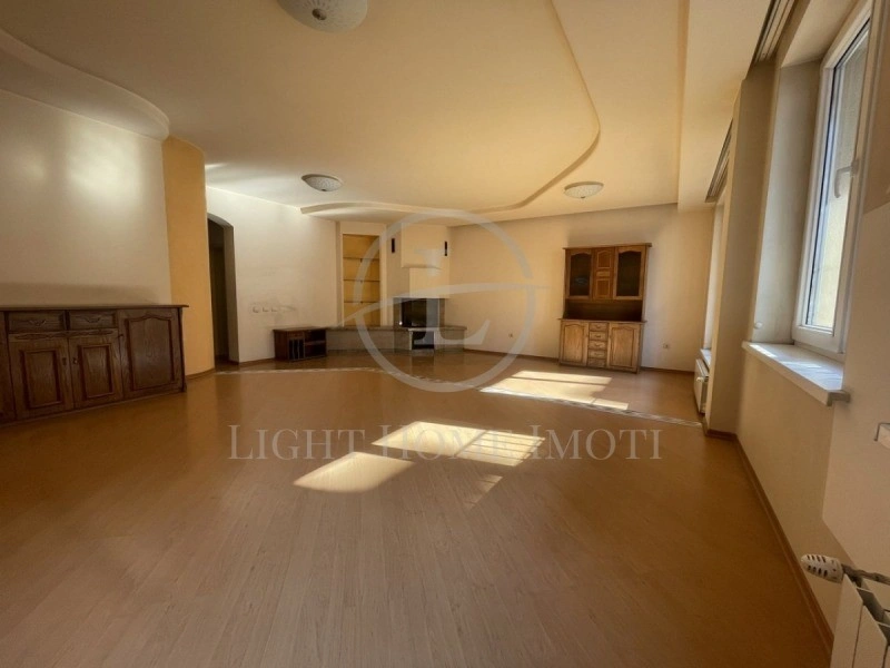 خانهای جادار 585 m2 در پلوودیو، بلغارستان