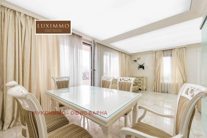 Modern apartment 173 m2 in Varna, Bulgaria