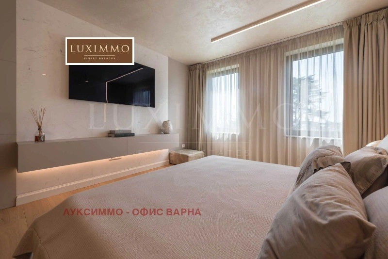 Spacious apartment 153 m2 in Varna, Bulgaria