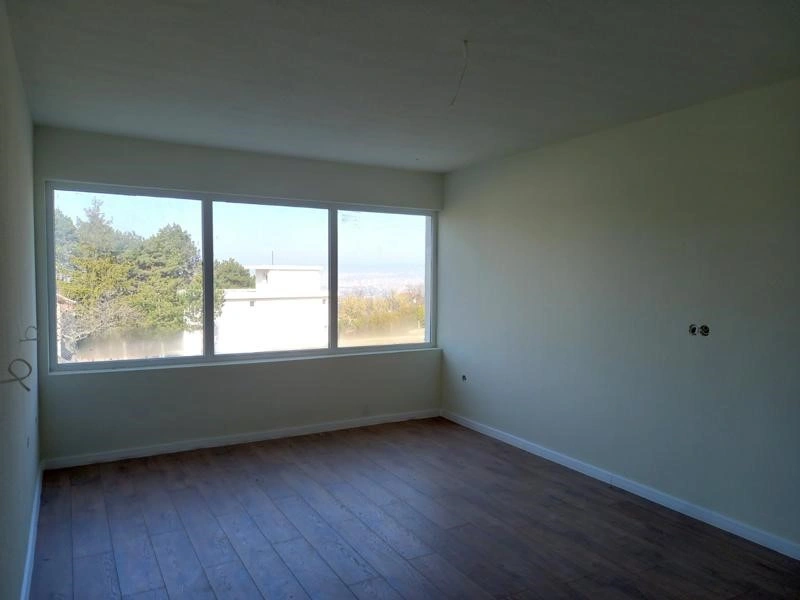 Spacious house 380 m2 in Varna, Bulgaria