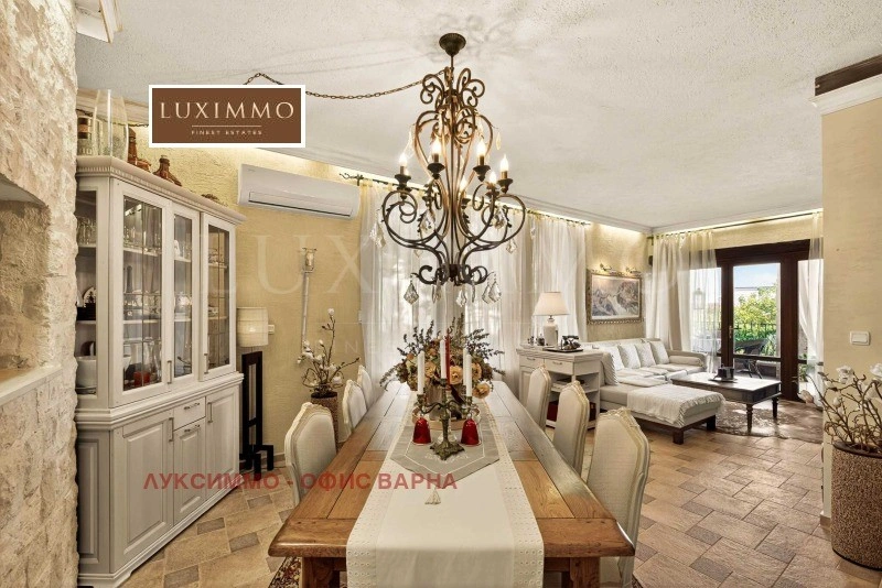 Varna, Bulgaristan'da prestijli 450 m2 ev