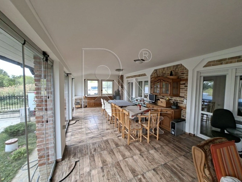 منزل واسع مكون من 4 غرف نوم في بلوفديف، بلغاريا