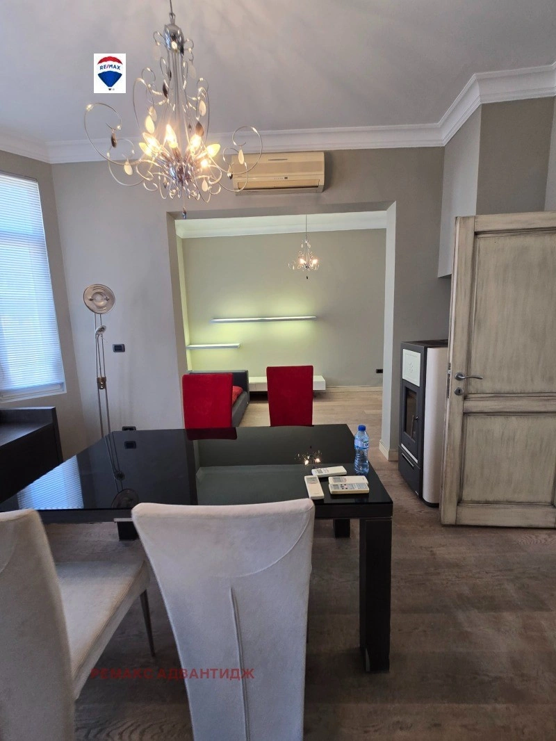 خانهٔ جادار 425 m2 در پلوودیو، بلغارستان